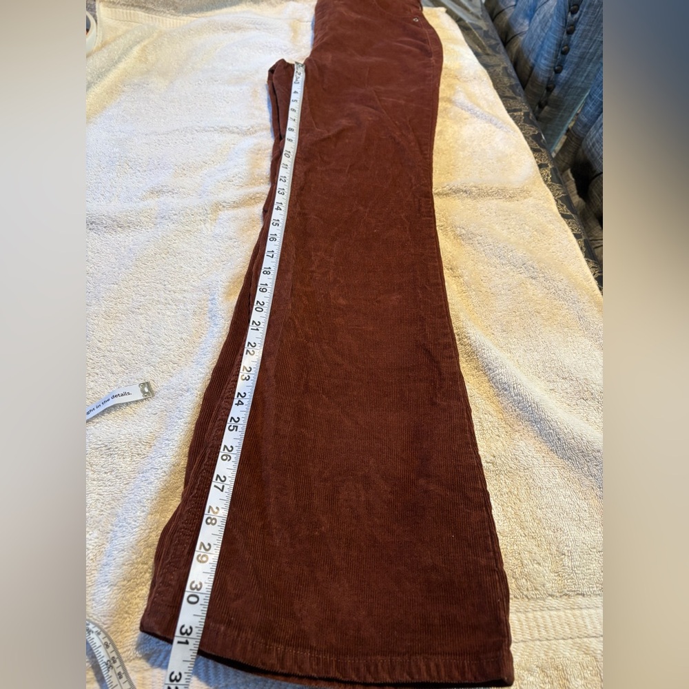 Old Navy Corduroy High Rise Brown Flare Pants. - Picture 8 of 10